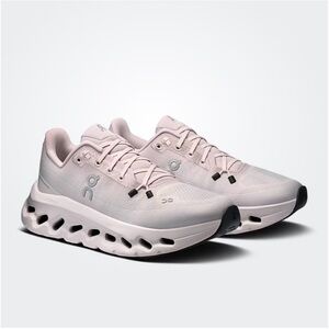 On Running Women's Light Pink Cloudtilt running shoes